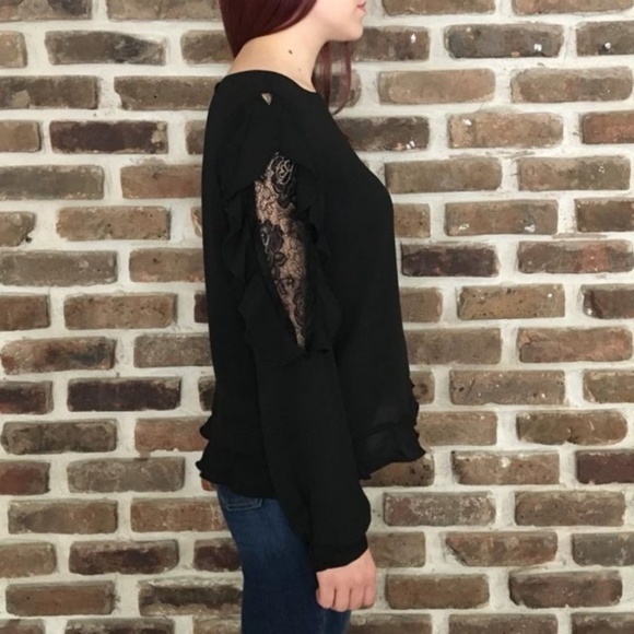 NWT Cynthia Rowley Black Laced Blouse Size Medium - Picture 4 of 8